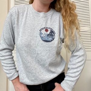 brandy melville golden coast pullover sweater!
